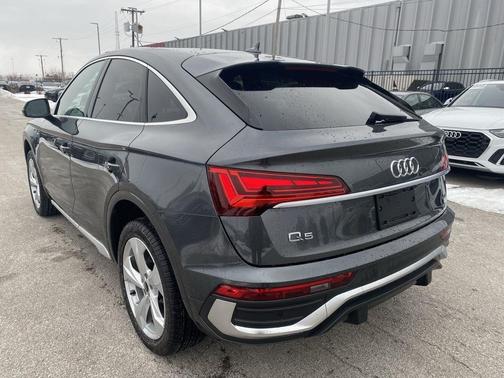 2025 Audi Q5 45 S line Premium