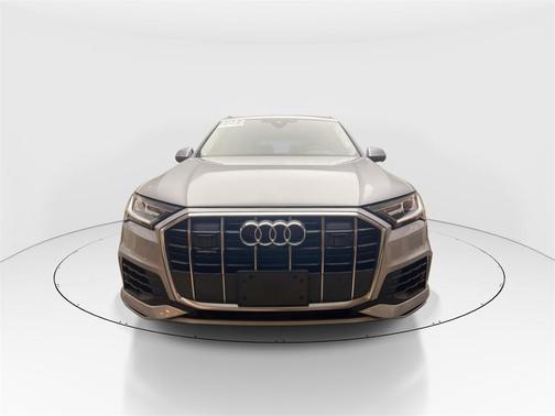 2022 Audi Q7 55 Premium Plus