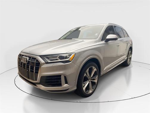 2022 Audi Q7 55 Premium Plus