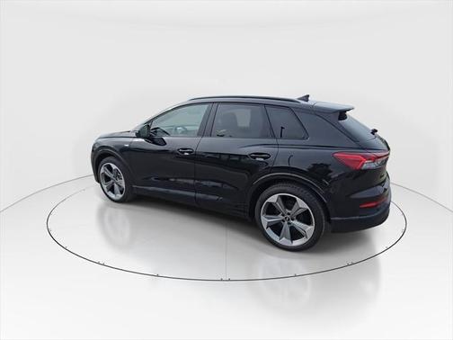 2025 Audi Q4 e-tron Premium Plus 55 quattro