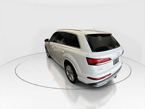 2021 Audi Q7 55 Premium Plus