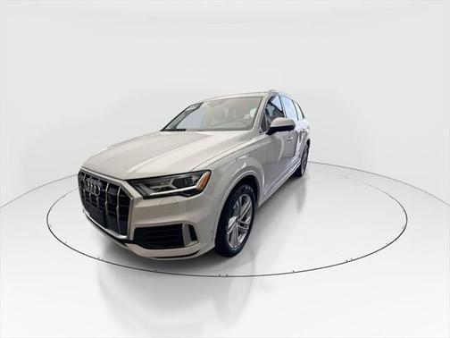 2021 Audi Q7 55 Premium Plus