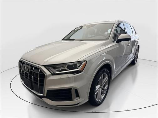 2021 Audi Q7 55 Premium Plus