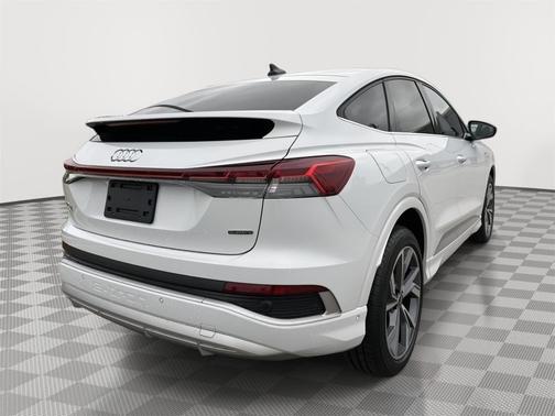 Mythos Black Metallic 2024 Audi Q4 e-tron Premium Plus 55 quattro