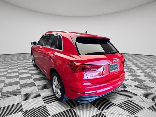 2023 Audi Q3 45 S line Premium Plus