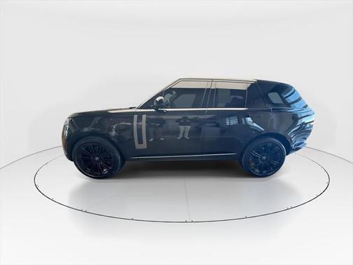 2024 Land Rover Range Rover P530 SE