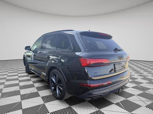 2026 Audi Q7 55 Premium Plus