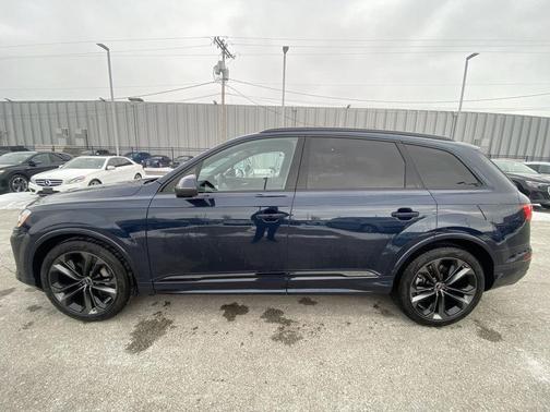 2025 Audi Q7 55 Prestige