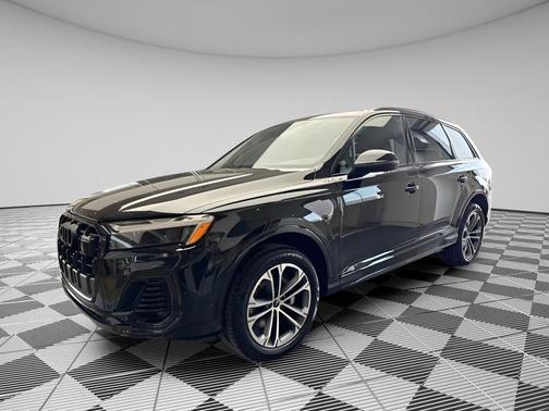 2026 Audi Q7 45 Premium