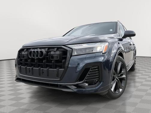 Waitomo Blue Metallic 2025 Audi Q7 55 Prestige