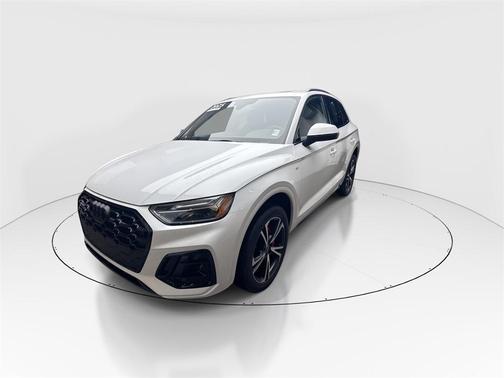 2025 Audi Q5 45 S line Premium Plus
