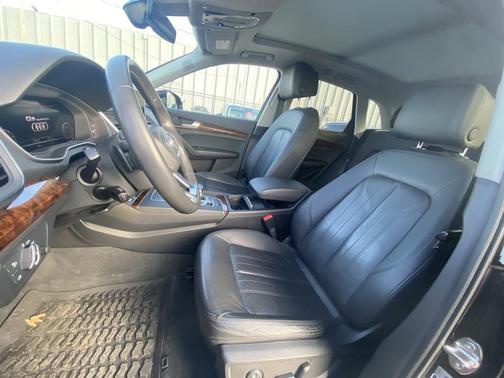 2018 Audi Q5 2.0T Tech Premium
