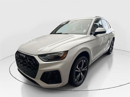 2025 Audi Q5 45 S line Premium Plus