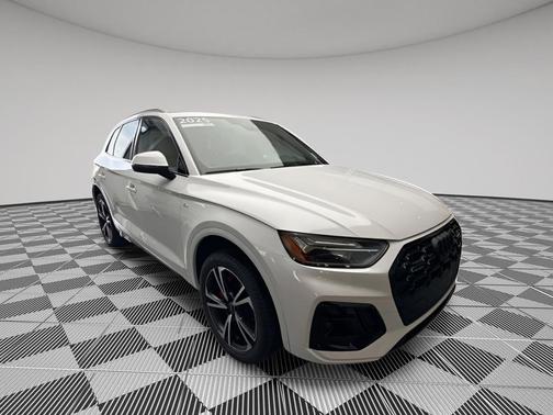 2025 Audi Q5 45 S line Premium Plus