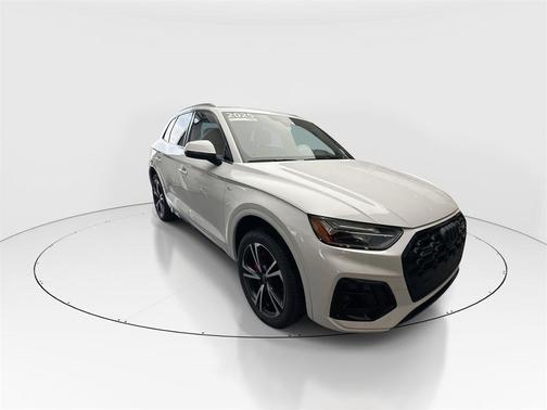 2025 Audi Q5 45 S line Premium Plus