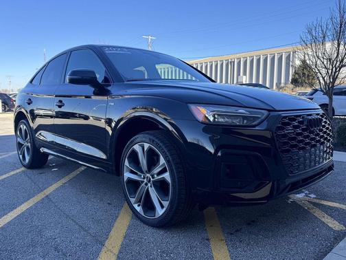 2023 Audi Q5 45 S line Premium Plus