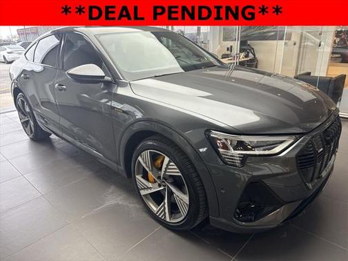2022 Audi e-tron Sportback S line Prestige