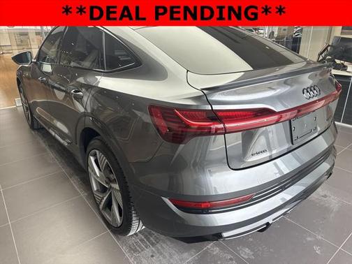 2022 Audi e-tron Sportback S line Prestige