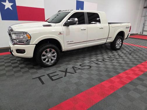 2020 RAM 2500 Limited Mega Cab 4X4 6'4' Box