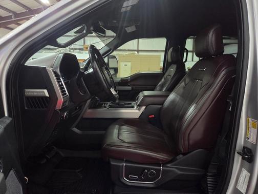2017 Ford F-450 Platinum