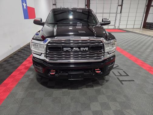 2020 RAM 2500 Limited Crew Cab 4X4 6'4' Box