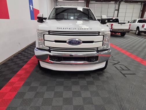 Oxford White 2017 Ford F-350 XL