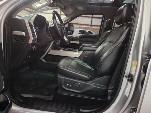 2017 Ford F-350 Lariat