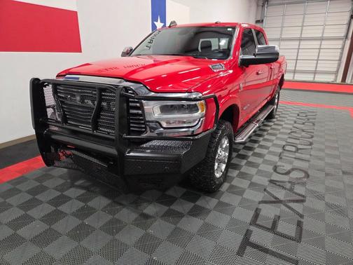2021 RAM 2500 Laramie Crew Cab 4x4 6'4' Box
