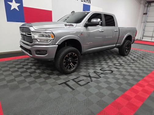 Billet Silver Metallic Clearcoat 2019 RAM 2500 Laramie Crew Cab 4x4 6'4' Box