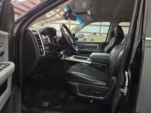 Black Forest Green Pearlcoat 2018 RAM 2500 Lone Star Crew Cab 4x4 6'4' Box