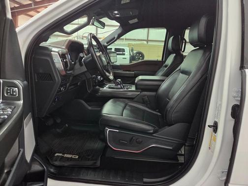 Oxford White 2022 Ford F-150 Lariat