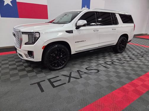 2022 GMC Yukon XL Denali