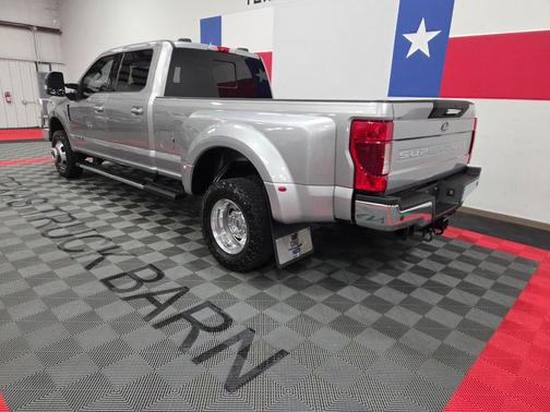 Iconic Silver Metallic 2020 Ford F-350 Lariat