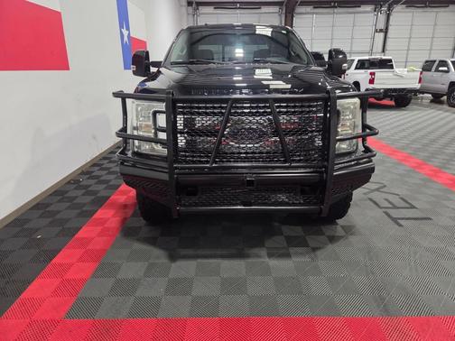 Shadow Black 2017 Ford F-250 Lariat