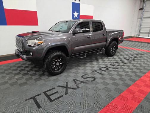 2016 Toyota Tacoma TRD Sport