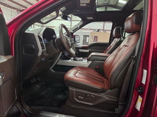 Ruby Red Metallic Tinted Clearcoat 2019 Ford F-150 King Ranch
