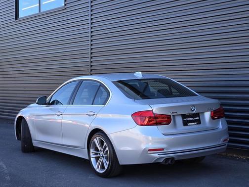 2018 BMW 330 xDrive