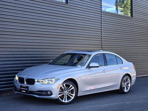 2018 BMW 330 xDrive