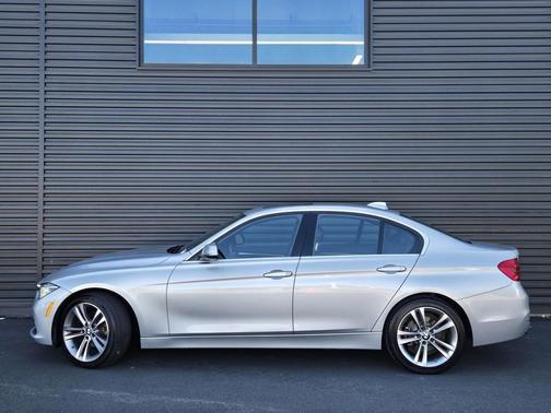 2018 BMW 330 xDrive