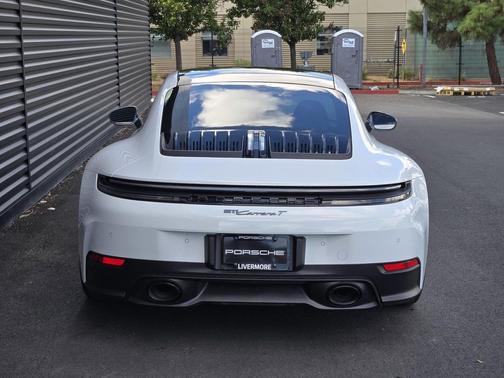 2025 Porsche 911 Carrera T