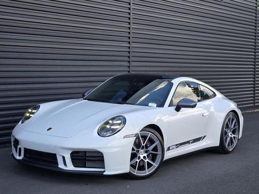 2025 Porsche 911 Carrera T