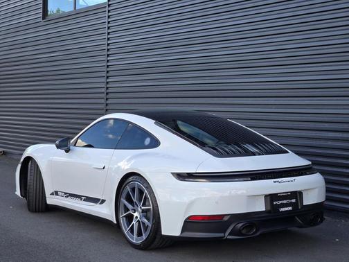 2025 Porsche 911 Carrera T