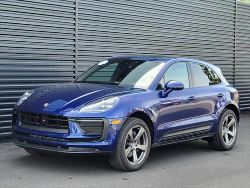 2024 Porsche Macan Base