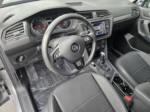 2020 Volkswagen Tiguan 2.0T SE 4MOTION