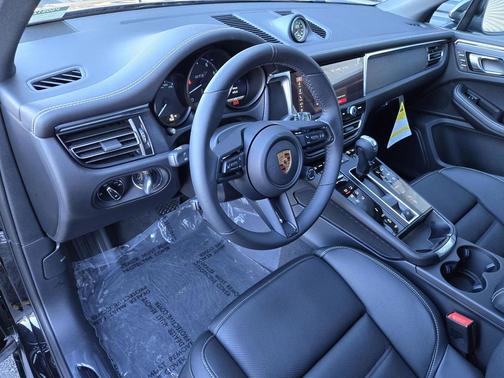 2026 Porsche Macan GTS