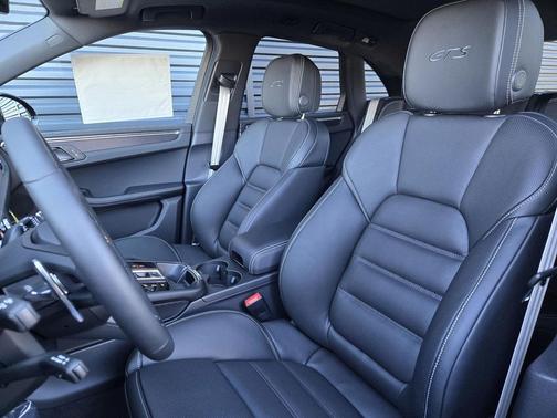 2026 Porsche Macan GTS