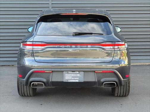 2024 Porsche Macan Base