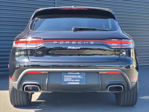 2025 Porsche Macan Base