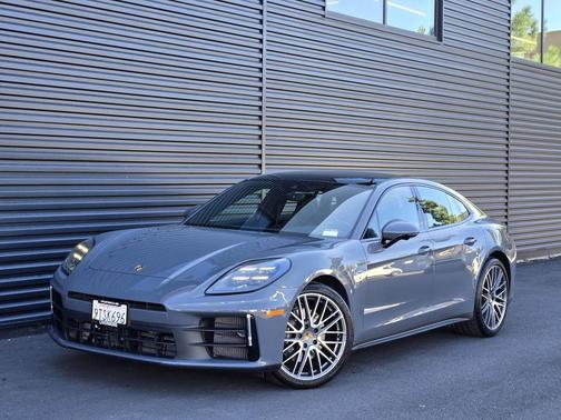 2025 Porsche Panamera