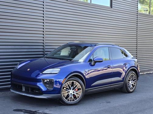 2025 Porsche Macan 4S